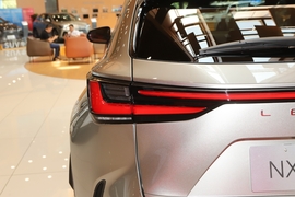 2025款雷克萨斯NX