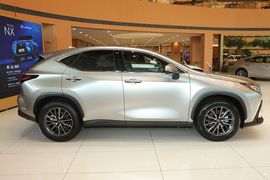 2025款雷克萨斯NX