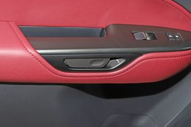 2025款雷克萨斯NX