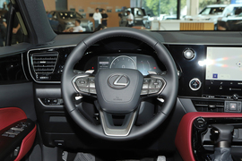 2025款雷克萨斯NX