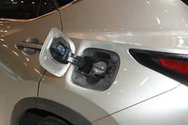 2025款雷克萨斯NX