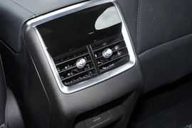 2025款奇瑞瑞虎8