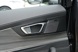 2025款奇瑞瑞虎8