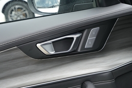 2025款奇瑞瑞虎8