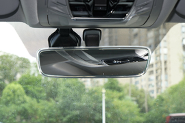 2025款奇瑞瑞虎8