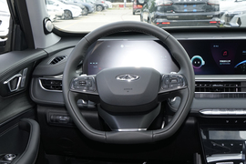 2025款奇瑞瑞虎8