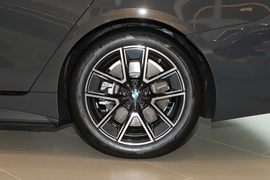 2025款宝马i4