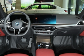 2025款宝马i4