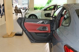 2025款宝马i4