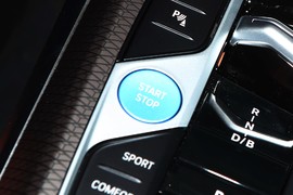 2025款宝马i4