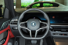 2025款宝马i4