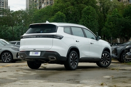 2025款奇瑞瑞虎8