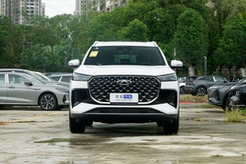 2025款奇瑞瑞虎8