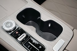 2025款奇瑞瑞虎8