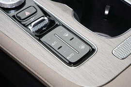 2025款奇瑞瑞虎8