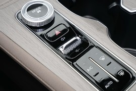 2025款奇瑞瑞虎8