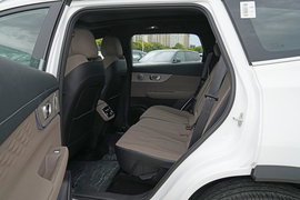 2025款奇瑞瑞虎8