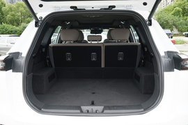 2025款奇瑞瑞虎8