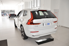 2026款沃尔沃XC60