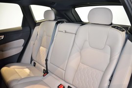 2026款沃尔沃XC60