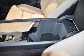 2026款沃尔沃XC60