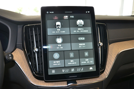 2026款沃尔沃XC60