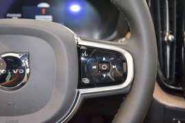 2026款沃尔沃XC60