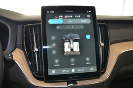 2026款沃尔沃XC60