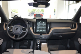 2026款沃尔沃XC60