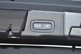 2026款沃尔沃XC60