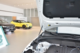 2026款沃尔沃XC60