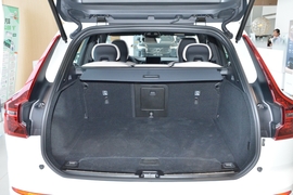 2026款沃尔沃XC60