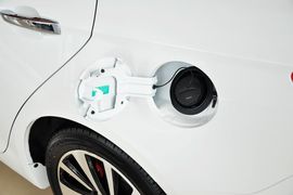 2014款奔腾B70