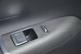 2025款长安CS75