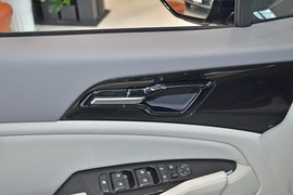 2025款起亚狮铂拓界