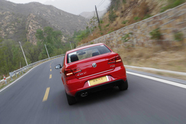 2014款一汽-大众宝来Sportline自动深度试驾实拍