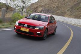 2014款一汽-大众宝来Sportline自动深度试驾实拍