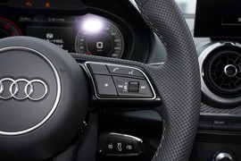 2025款奥迪Q2L