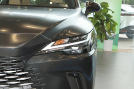 2026款雷克萨斯RX300