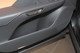 2026款雷克萨斯RX300