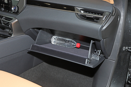 2026款雷克萨斯RX300