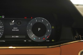 2026款路虎揽胜极光