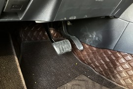 2025款丰田卡罗拉锐放