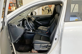 2025款丰田卡罗拉锐放