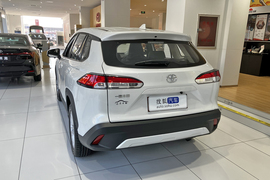 2025款丰田卡罗拉锐放