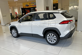 2025款丰田卡罗拉锐放