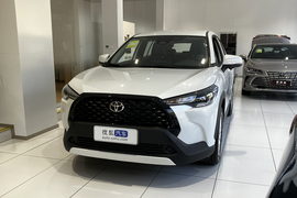 2025款丰田卡罗拉锐放