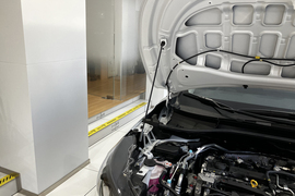 2025款丰田卡罗拉锐放