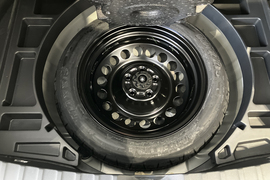 2025款丰田卡罗拉锐放