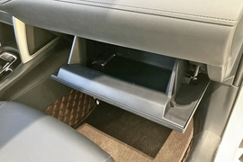 2025款丰田卡罗拉锐放